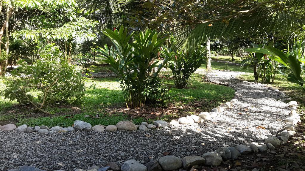 Hotel Roca Negra Del Arenal Ла Фортуна Экстерьер фото