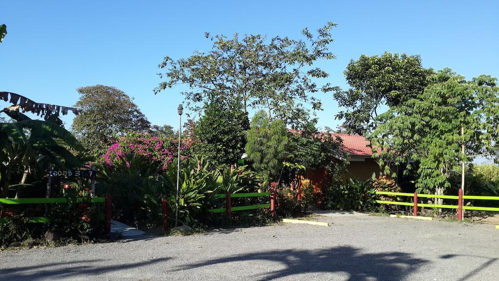 Hotel Roca Negra Del Arenal Ла Фортуна Экстерьер фото