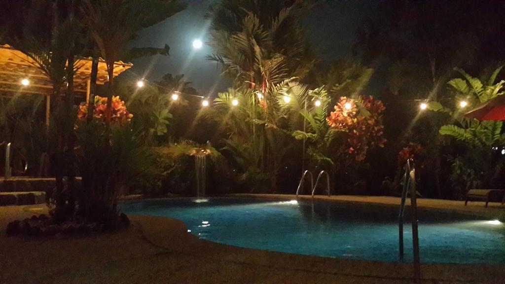 Hotel Roca Negra Del Arenal Ла Фортуна Экстерьер фото