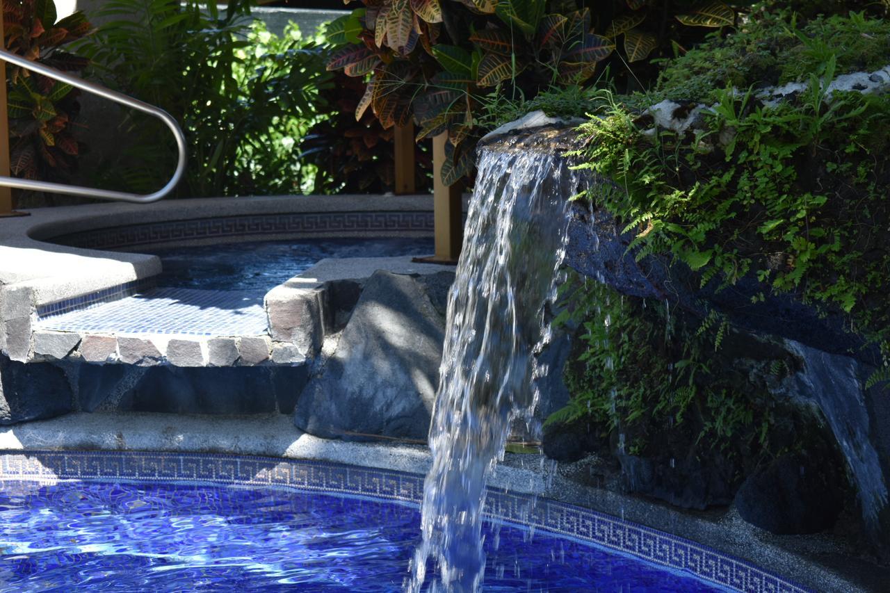 Hotel Roca Negra Del Arenal Ла Фортуна Экстерьер фото